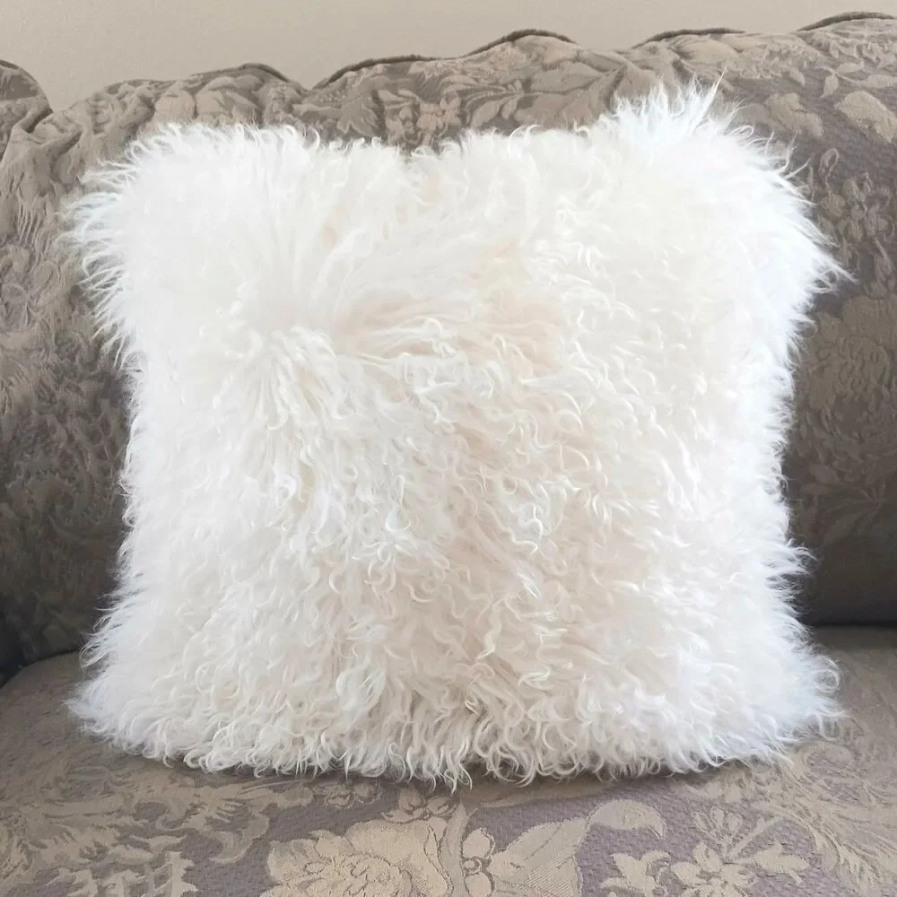 Crate & Barrel White Mongolian Sheep Fluffy Fur 16X16 Set/2 Pillow Shams